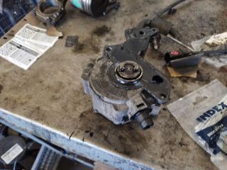 bontott VW TRANSPORTER Vákumpumpa