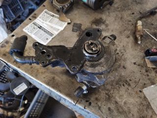 bontott VW TRANSPORTER Vákumpumpa