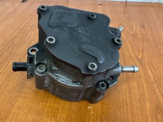 bontott VW TRANSPORTER Vákumpumpa