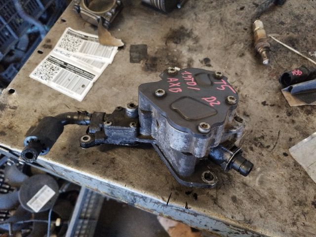 bontott VW TRANSPORTER Vákumpumpa