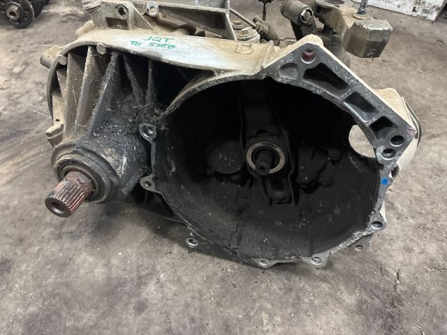 bontott VW TRANSPORTER Váltó (Mechanikus)