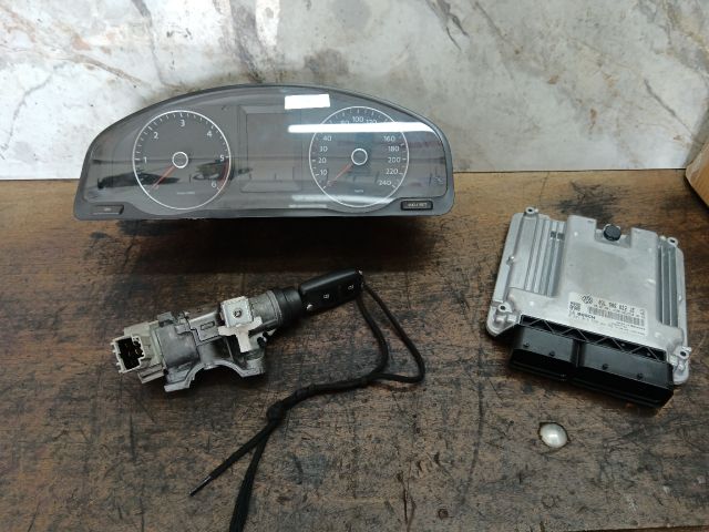 bontott VW TRANSPORTER Motorvezérlő