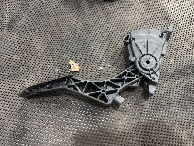 bontott VW TRANSPORTER Gázpedál (Elektromos)