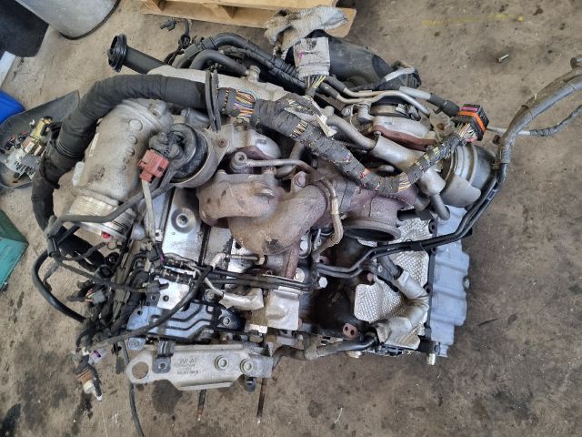 bontott VW TRANSPORTER Komplett Motor (Segédberendezésekkel)