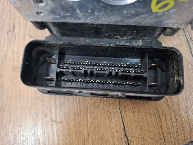 bontott VW TRANSPORTER ABS Kocka