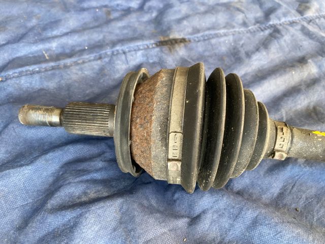 bontott VW TRANSPORTER Bal Féltengely