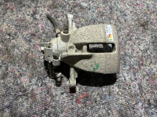 bontott VW TRANSPORTER Bal hátsó Féknyereg Munkahengerrel