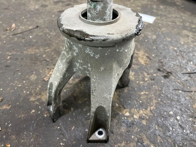 bontott VW TRANSPORTER Billenésgátló Bak