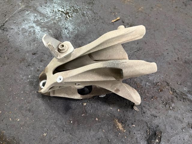 bontott VW TRANSPORTER Billenésgátló Bak