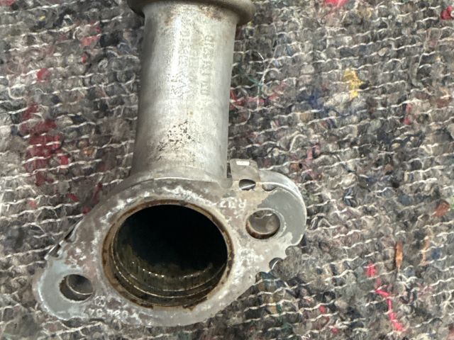 bontott VW TRANSPORTER EGR Hűtő Cső