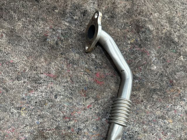 bontott VW TRANSPORTER EGR Hűtő Cső