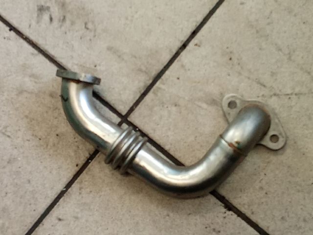 bontott VW TRANSPORTER EGR Hűtő Cső