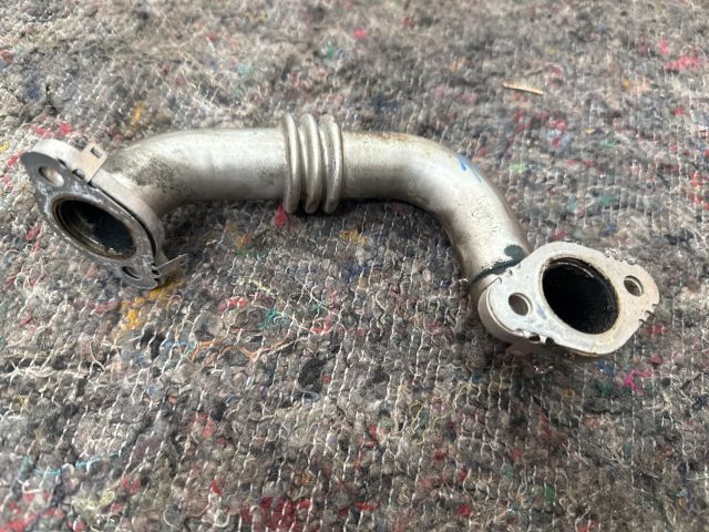 bontott VW TRANSPORTER EGR Hűtő Cső