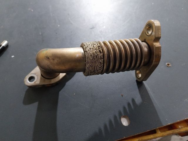 bontott VW TRANSPORTER EGR Hűtő Cső