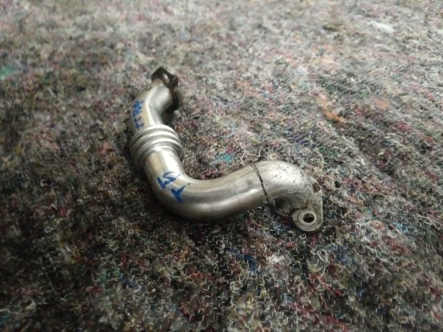 bontott VW TRANSPORTER EGR Hűtő Cső