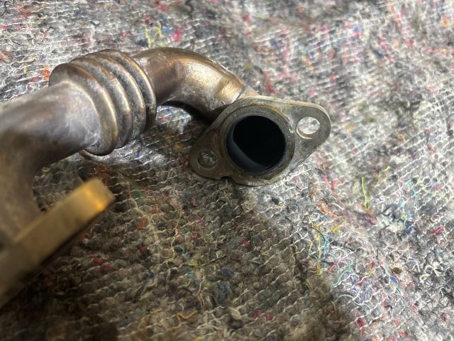 bontott VW TRANSPORTER EGR Hűtő Cső