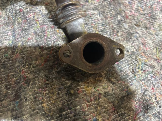 bontott VW TRANSPORTER EGR Hűtő Cső