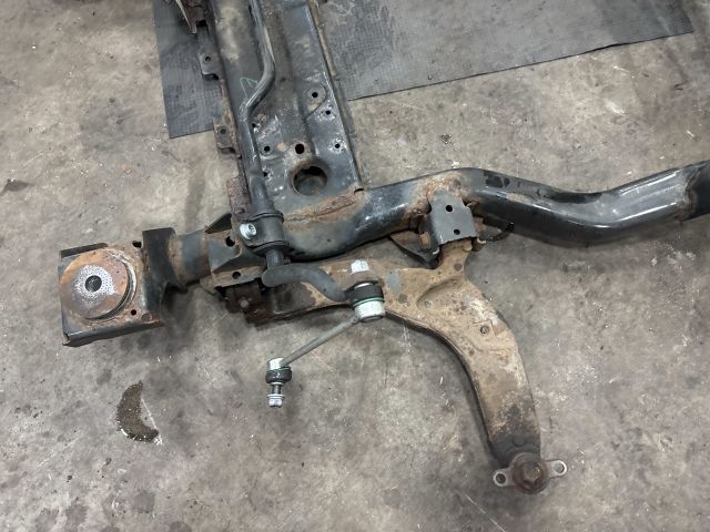 bontott VW TRANSPORTER Első Bölcső