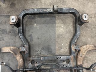 bontott VW TRANSPORTER Első Bölcső