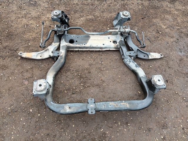 bontott VW TRANSPORTER Első Bölcső