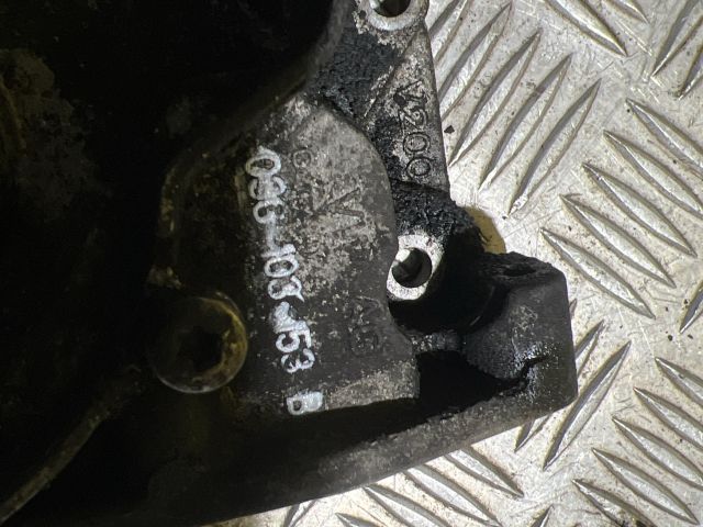 bontott VW TRANSPORTER Első Főtengely Szimmeringház