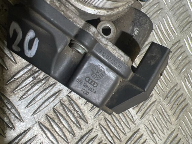 bontott VW TRANSPORTER Fojtószelep (Elektromos)