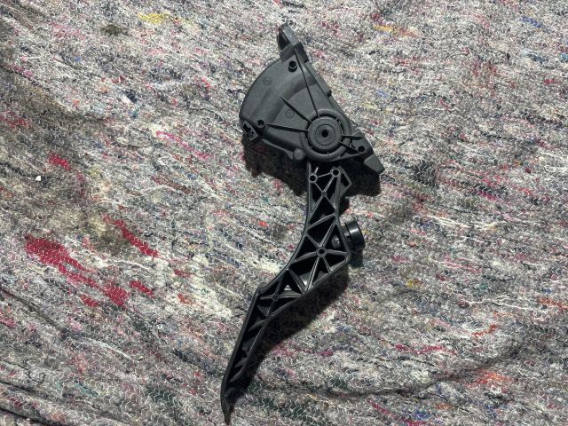 bontott VW TRANSPORTER Gázpedál (Elektromos)