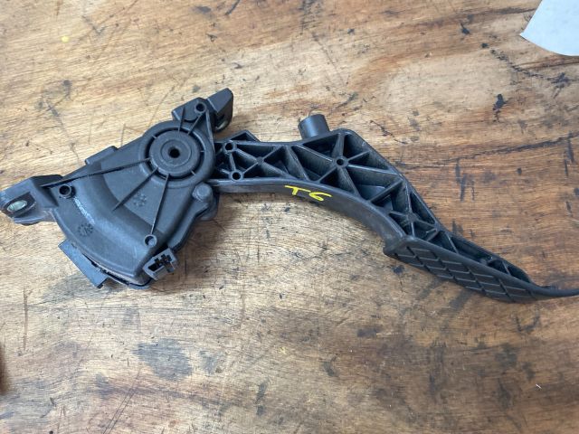 bontott VW TRANSPORTER Gázpedál (Elektromos)