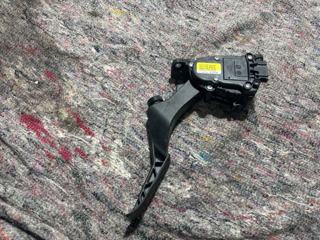 bontott VW TRANSPORTER Gázpedál (Elektromos)