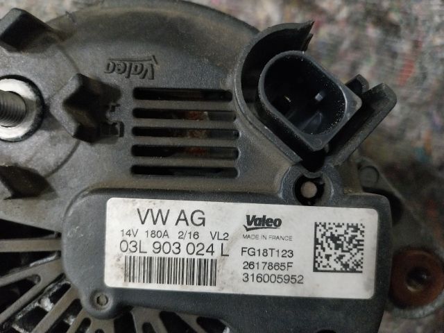 bontott VW TRANSPORTER Generátor