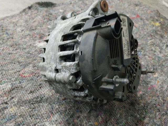 bontott VW TRANSPORTER Generátor