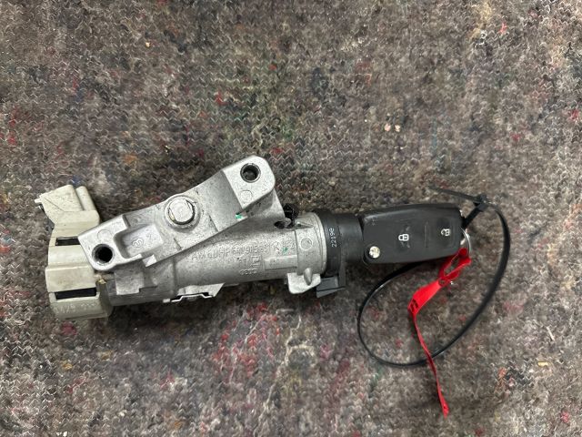 bontott VW TRANSPORTER Gyújtáskapcsoló Házzal