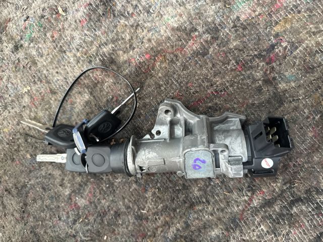 bontott VW TRANSPORTER Gyújtáskapcsoló Házzal