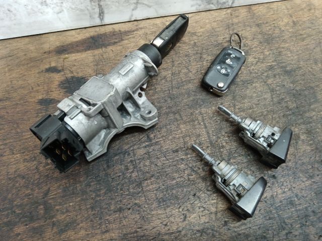 bontott VW TRANSPORTER Gyújtáskapcsoló Házzal