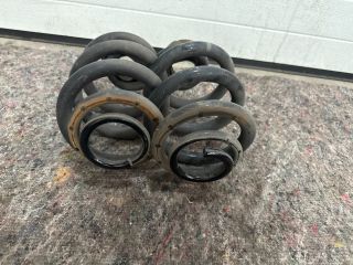 bontott VW TRANSPORTER Hátsó Rugó Pár