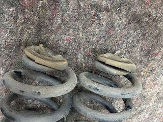 bontott VW TRANSPORTER Hátsó Rugó Pár