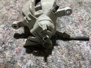 bontott VW TRANSPORTER Jobb hátsó Féknyereg Munkahengerrel