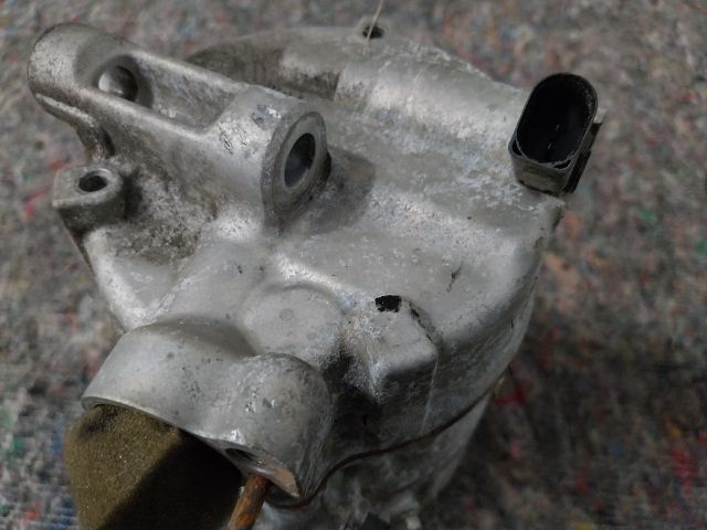 bontott VW TRANSPORTER Klímakompresszor