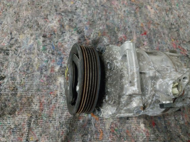 bontott VW TRANSPORTER Klímakompresszor