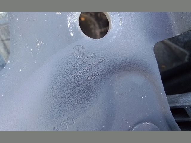 bontott VW TRANSPORTER Komplett Homlokfal (Részeivel)