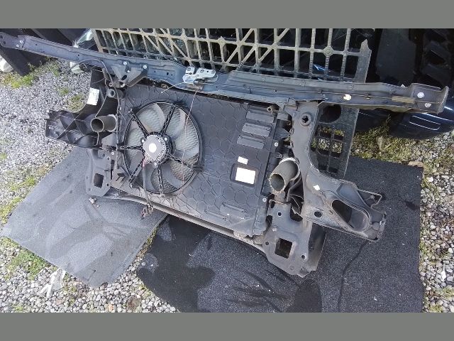 bontott VW TRANSPORTER Komplett Homlokfal (Részeivel)