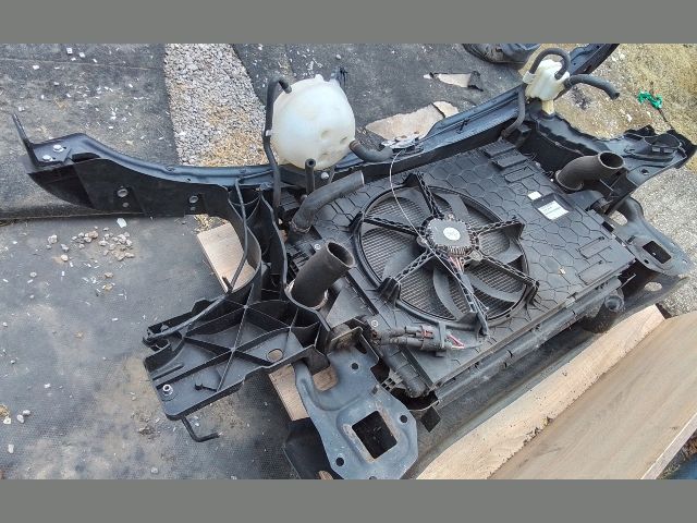 bontott VW TRANSPORTER Komplett Homlokfal (Részeivel)