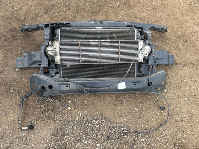 bontott VW TRANSPORTER Komplett Homlokfal (Részeivel)