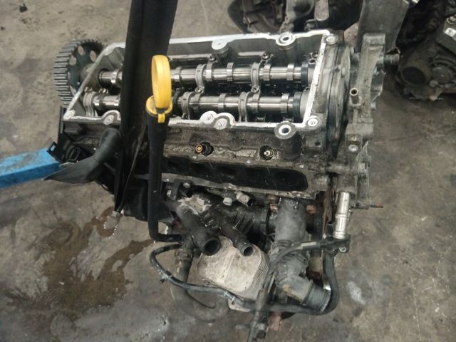 bontott VW TRANSPORTER Motor (Fűzött blokk hengerfejjel)