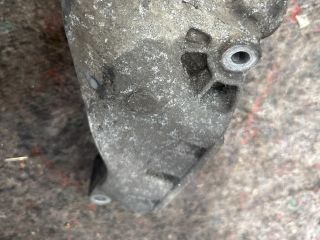 bontott VW TRANSPORTER Motor Tartó Bak (Fém)