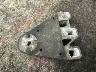 bontott VW TRANSPORTER Motor Tartó Bak (Fém)