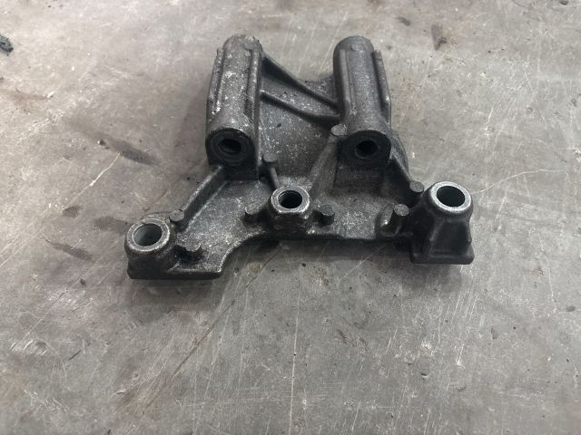 bontott VW TRANSPORTER Motor Tartó Bak (Fém)