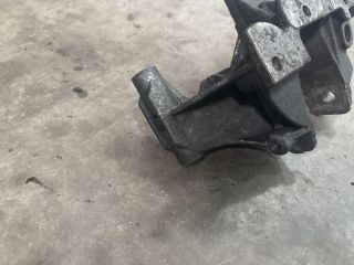 bontott VW TRANSPORTER Motor Tartó Bak (Fém)