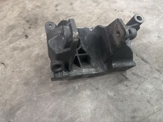 bontott VW TRANSPORTER Motor Tartó Bak (Fém)