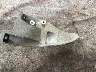 bontott VW TRANSPORTER Motor Tartó Bak (Fém)